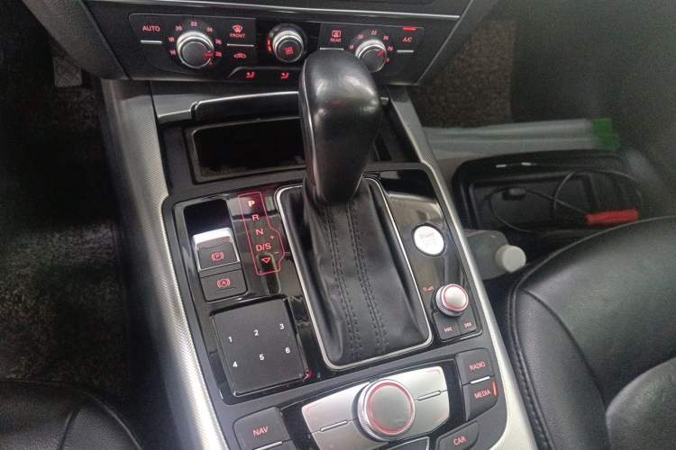 Used Audi A6L 2016 TFSI Technology Edition Gear Lever