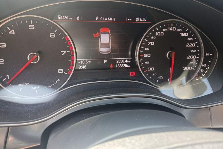 Used Audi A6L 2016 30 FSI Comfort Version Odometer Close Up