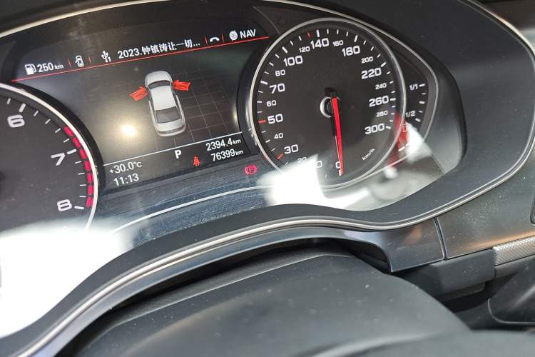 Used Audi A6L 2016 TFSI Technology Edition Odometer Close Up