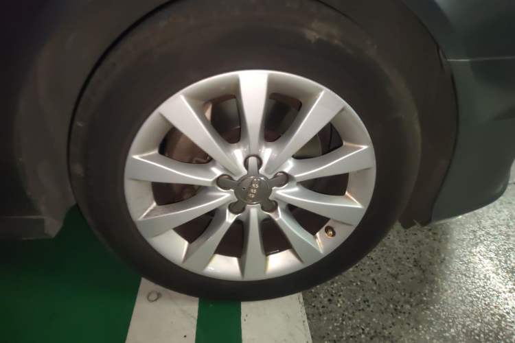 Used Audi A6L 2016 TFSI Technology Edition Right Front Wheel Hub