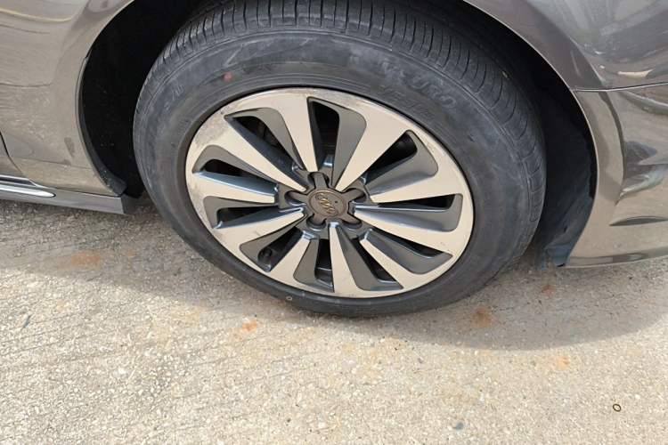Used Audi A6L 2016 30 FSI Comfort Version Right Front Wheel Hub