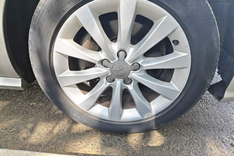 Used Audi A6L 2016 30 FSI Comfort Version Right Front Wheel Hub