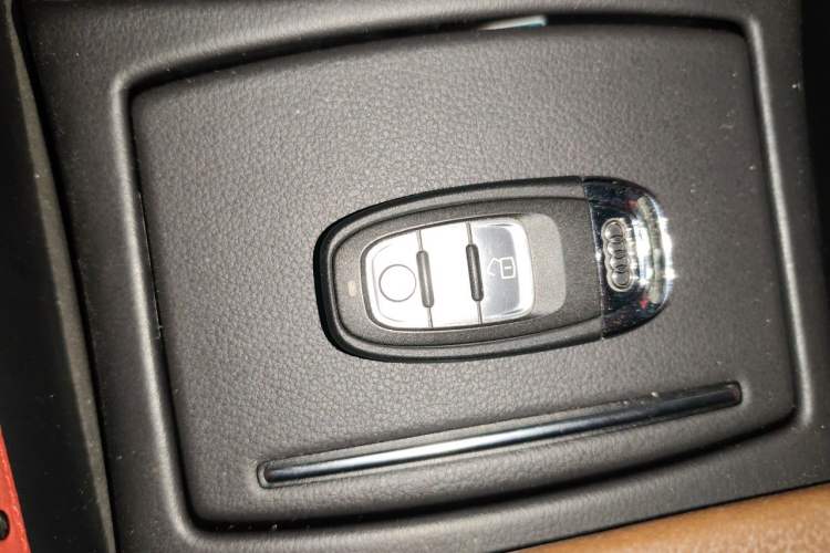 Used Audi A6L 2016 30 FSI Comfort Version Vehicle Key
