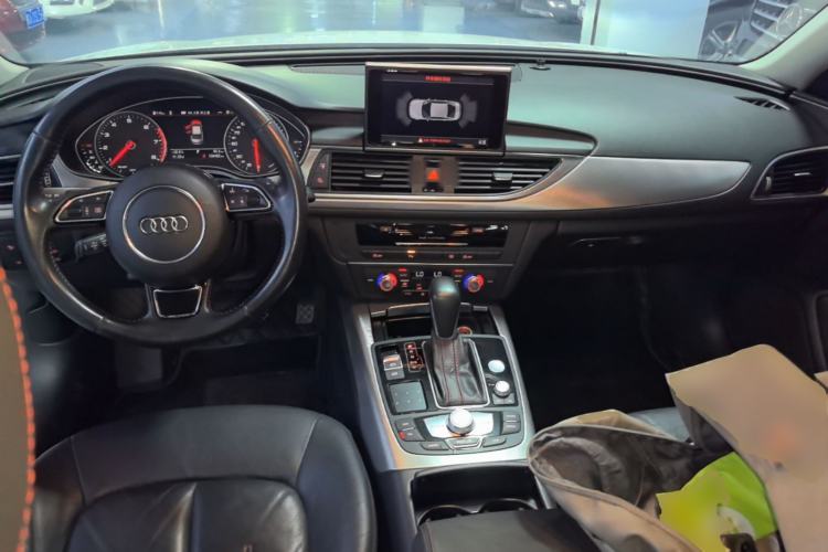 Used Audi A6L 2016 30 FSI Special Edition Center Console