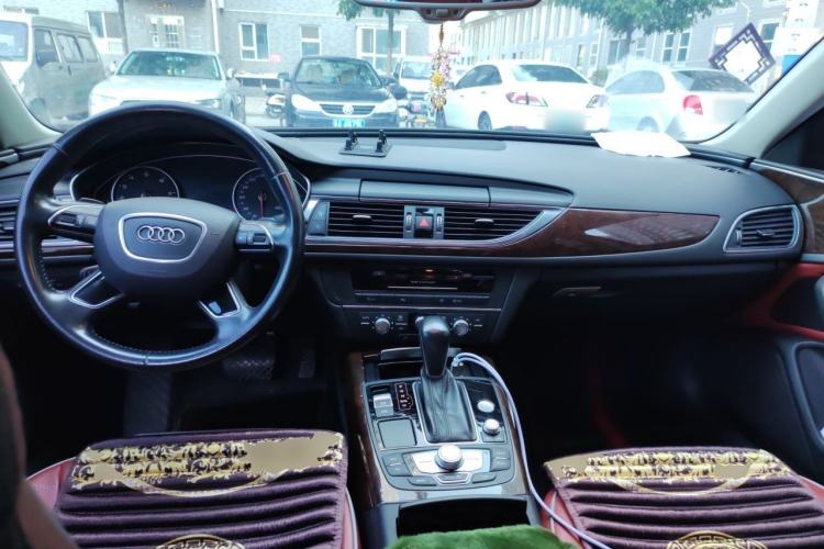 Used Audi A6L 2016 30 FSI Technology Model Center Console