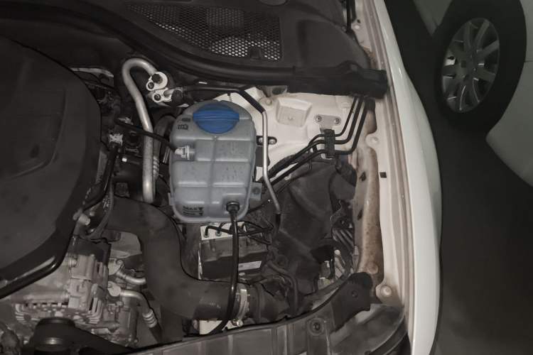 Used Audi A6L 2016 TFSI Technology Edition Engine Bay Left