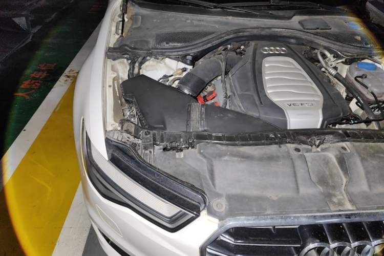 Used Audi A6L 2016 30 FSI Special Edition Engine Bay Right