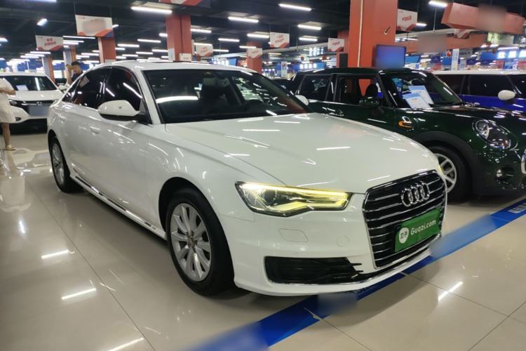 Used Audi A6L 2016 TFSI Technology Edition Front Right 45 Deg