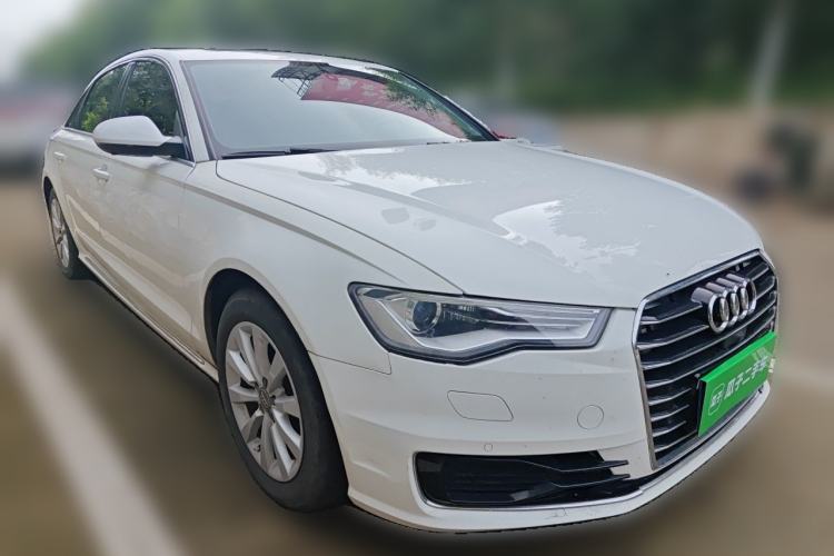 Used Audi A6L 2016 TFSI Technology Edition Front Right 45 Deg