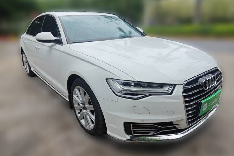 Used Audi A6L 2016 TFSI Technology Edition Front Right 45 Deg