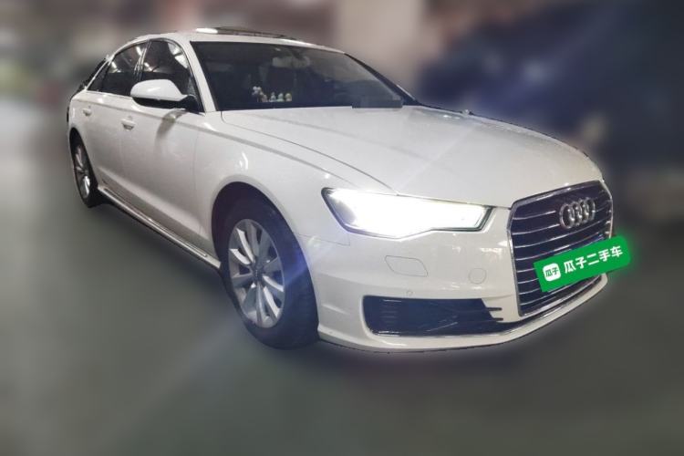 Used Audi A6L 2016 TFSI Technology Edition Front Right 45 Deg