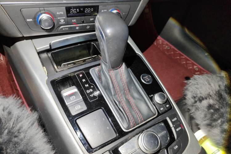 Used Audi A6L 2016 30 FSI Special Edition Gear Lever