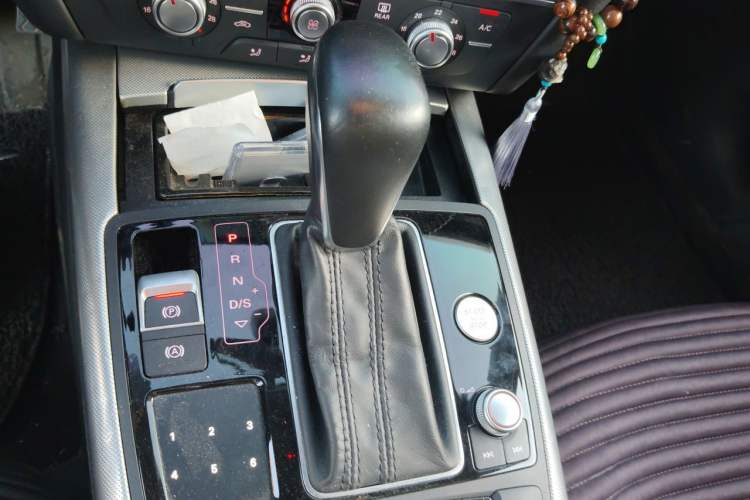 Used Audi A6L 2016 TFSI Technology Edition Gear Lever