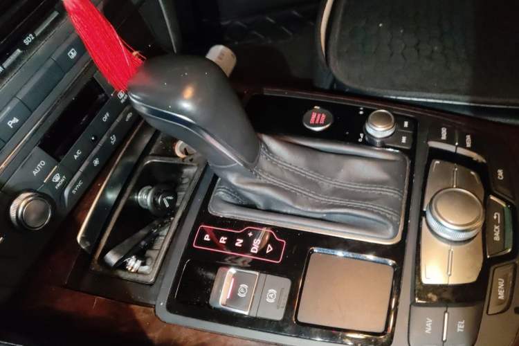 Used Audi A6L 2016 30 FSI Comfort Version Gear Lever