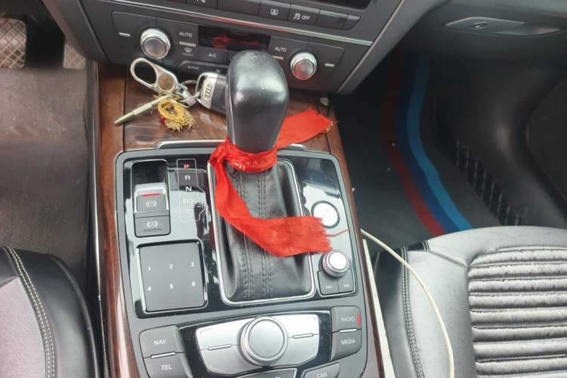 Used Audi A6L 2016 30 FSI Comfort Version Gear Lever