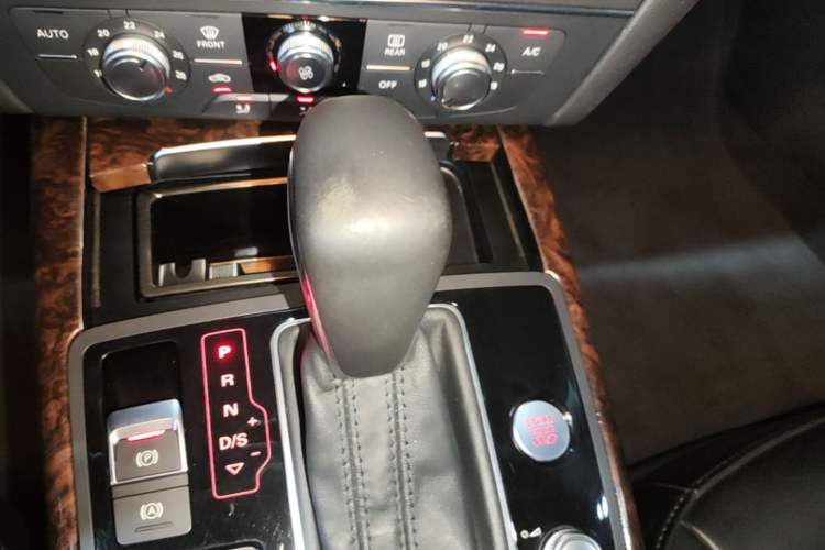 Used Audi A6L 2016 TFSI Technology Edition Gear Lever