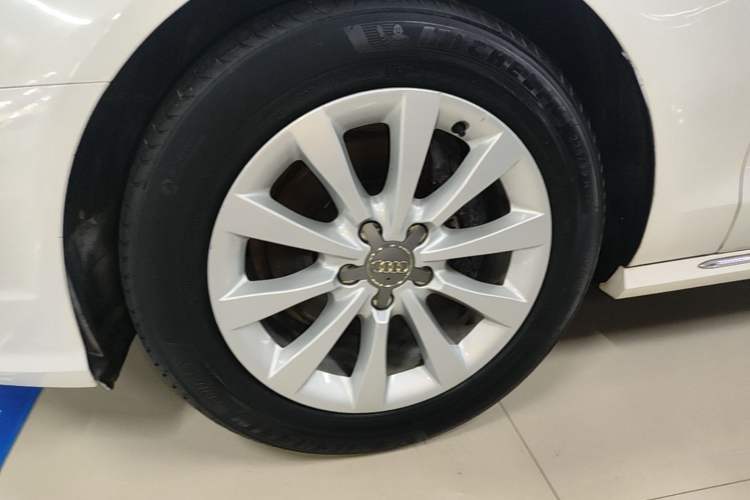 Used Audi A6L 2016 TFSI Technology Edition Left Front Wheel Hub