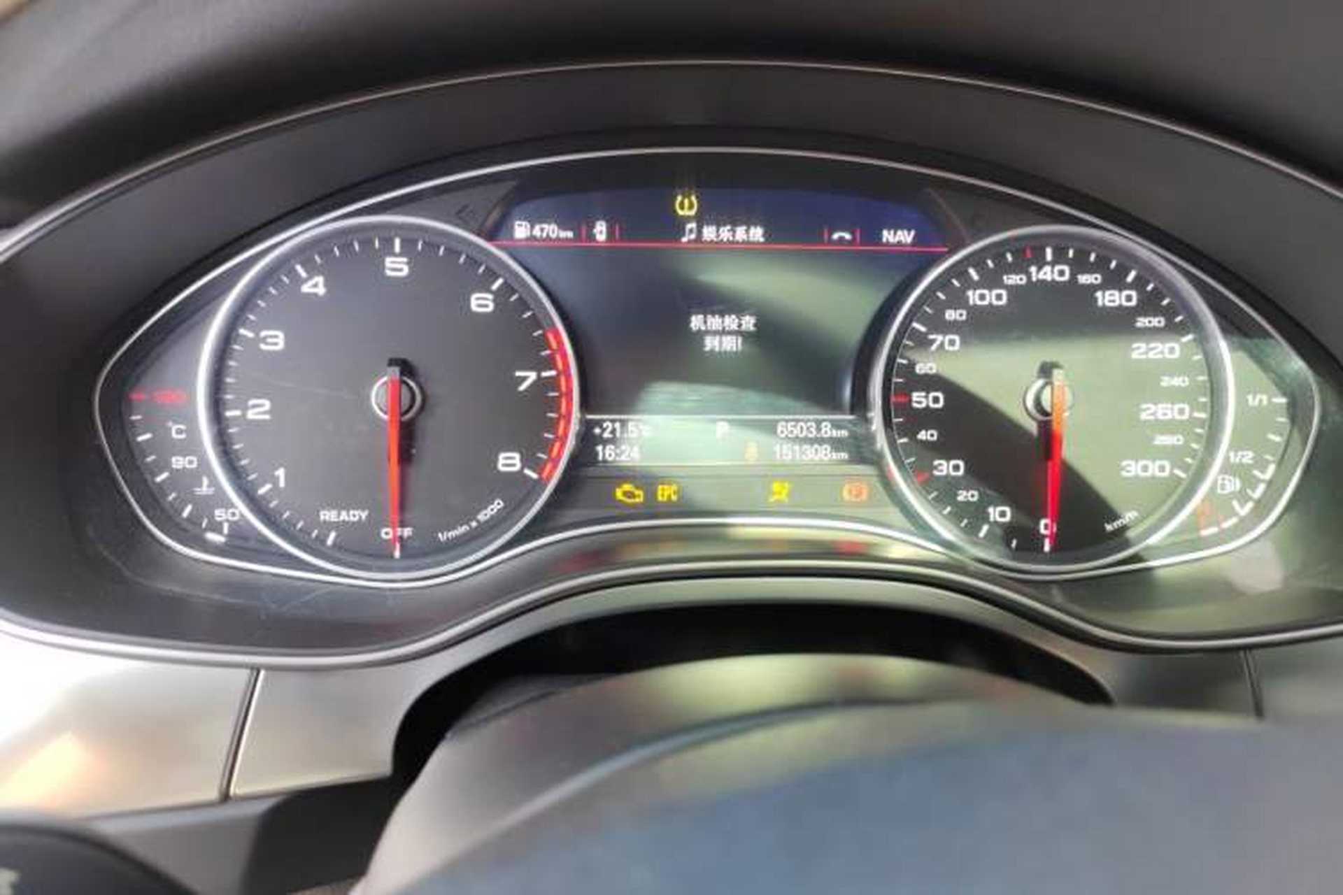 Used Audi A6L 2016 TFSI Technology Edition Odometer Close Up