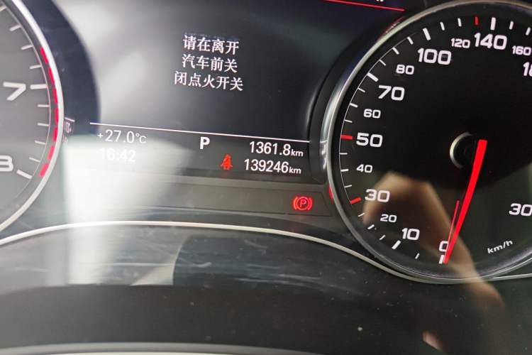 Used Audi A6L 2016 TFSI Technology Edition Odometer Close Up
