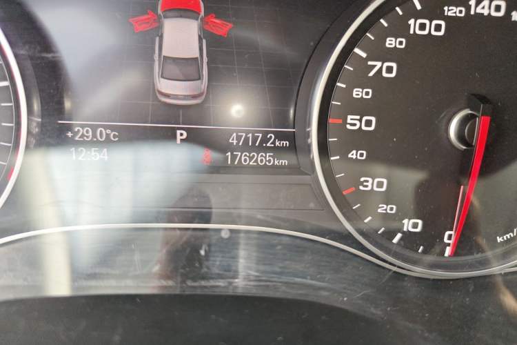 Used Audi A6L 2016 TFSI Technology Edition Odometer Close Up