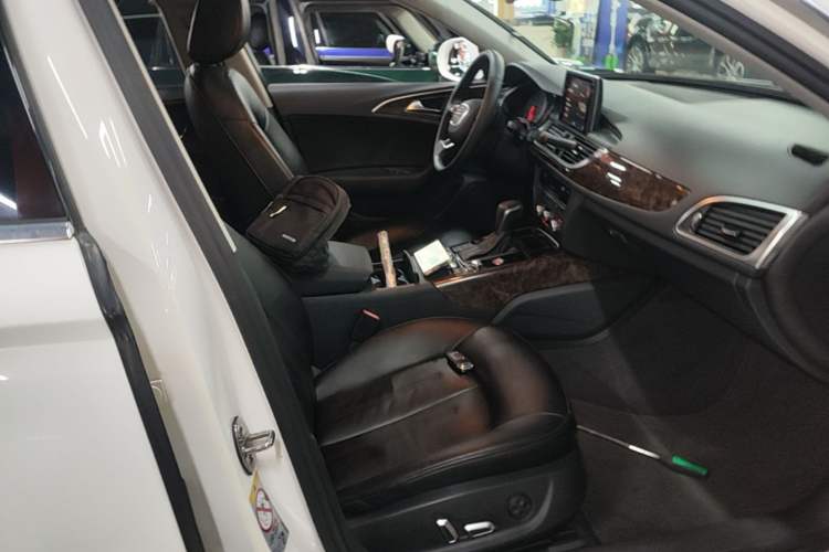 Used Audi A6L 2016 TFSI Technology Edition Right Front Seat