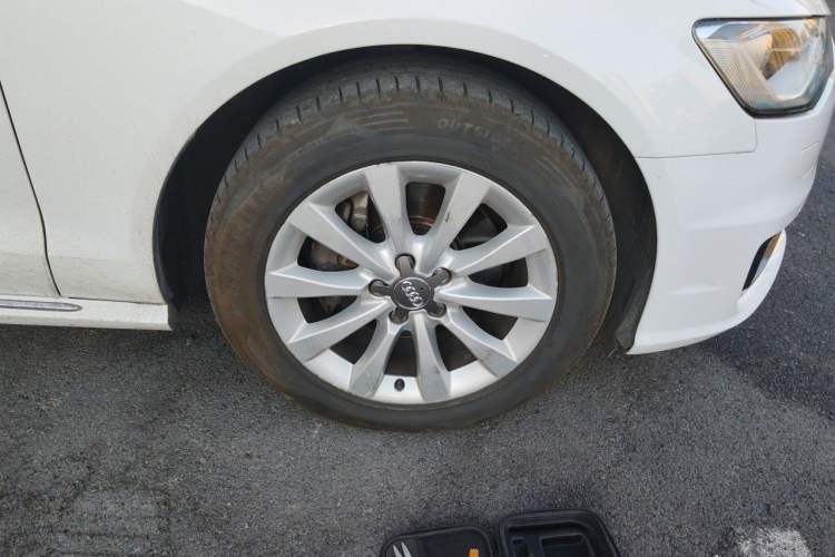 Used Audi A6L 2016 TFSI Technology Edition Right Front Wheel Hub