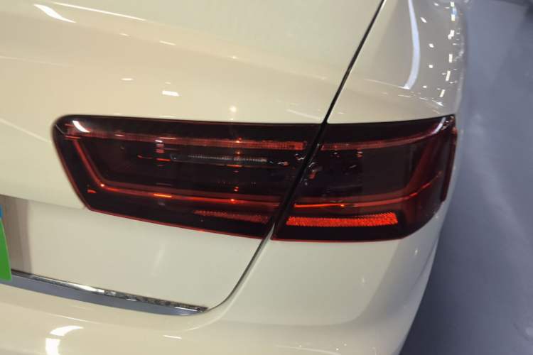 Used Audi A6L 2016 30 FSI Special Edition Right Rear Taillight