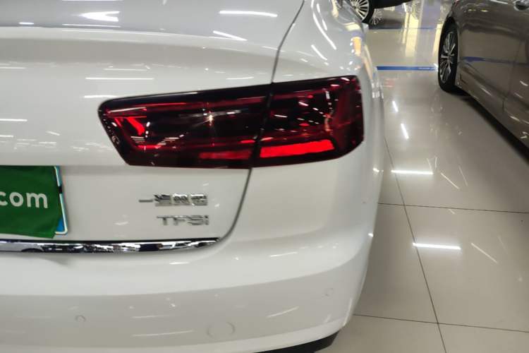 Used Audi A6L 2016 TFSI Technology Edition Right Rear Taillight