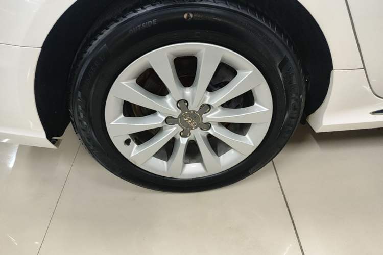 Used Audi A6L 2016 TFSI Technology Edition Right Rear Wheel Hub