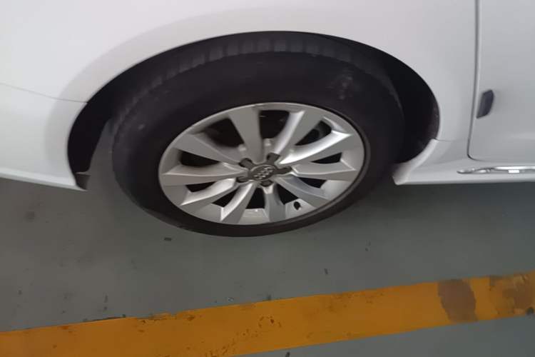 Used Audi A6L 2016 TFSI Technology Edition Right Rear Wheel Hub