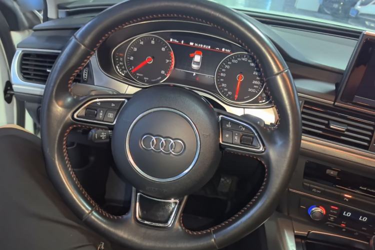Used Audi A6L 2016 30 FSI Special Edition Steering Wheel