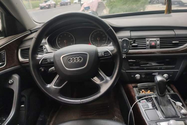 Used Audi A6L 2016 30 FSI Comfort Version Steering Wheel
