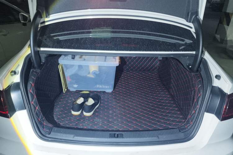 Used Audi A6L 2016 TFSI Technology Edition Trunk