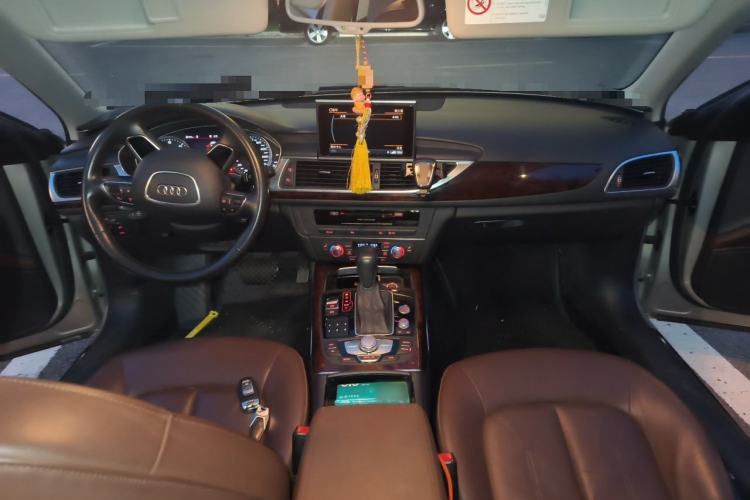 Used Audi A6L 2016 30 FSI Comfort Version Center Console