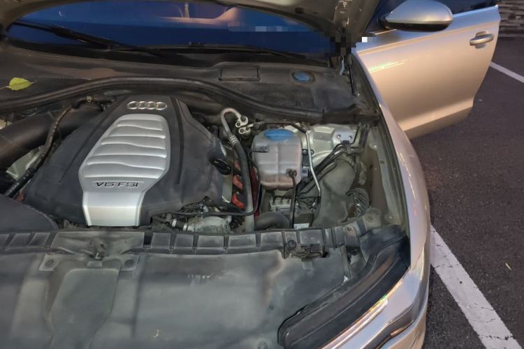 Used Audi A6L 2016 30 FSI Comfort Version Engine Bay Left