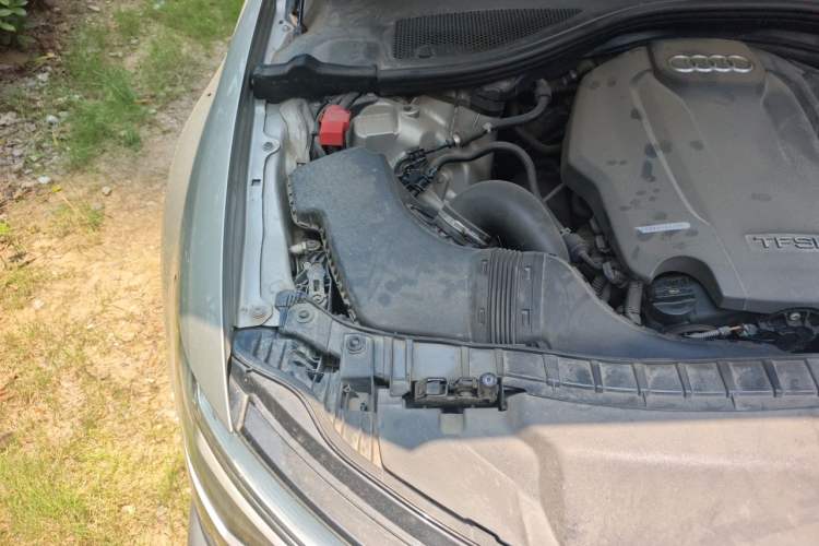 Used Audi A6L 2016 TFSI Sport Edition Engine Bay Right