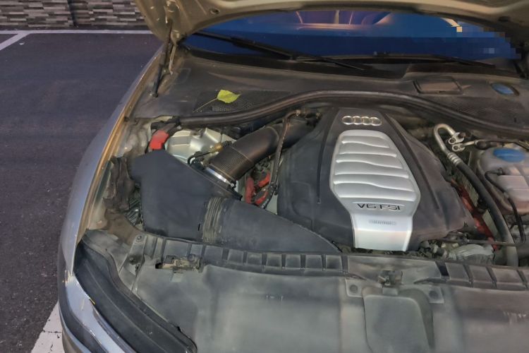 Used Audi A6L 2016 30 FSI Comfort Version Engine Bay Right