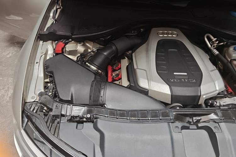 Used Audi A6L 2016 45 TFSI quattro Sport Edition Engine Bay Right