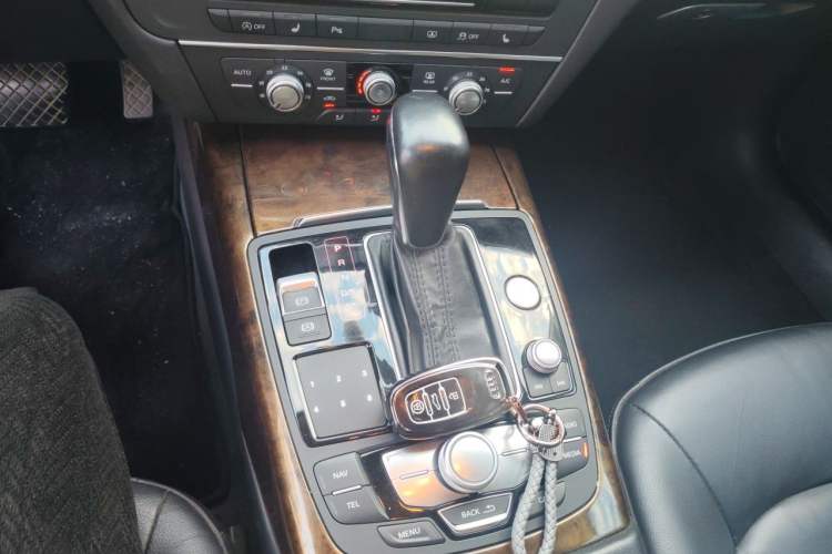 Used Audi A6L 2016 TFSI Technology Edition Gear Lever