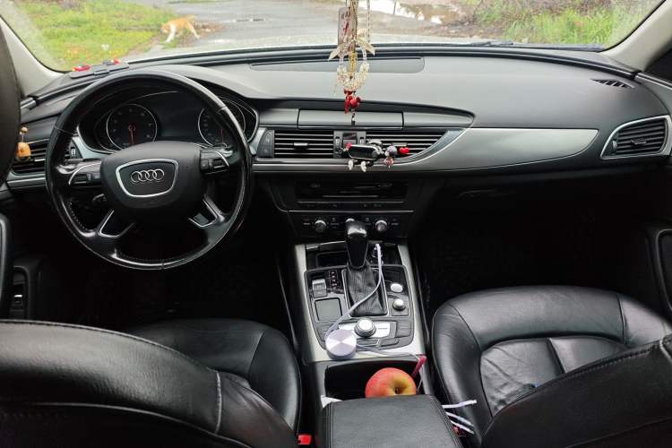 Used Audi A6L 2016 TFSI Technology Edition Interior 2