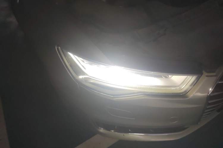 Used Audi A6L 2016 TFSI Sport Edition Right Front Headlight