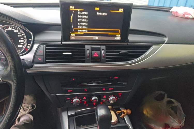 Used Audi A6L 2017 30 FSI Technology Model Audio And AC Panel