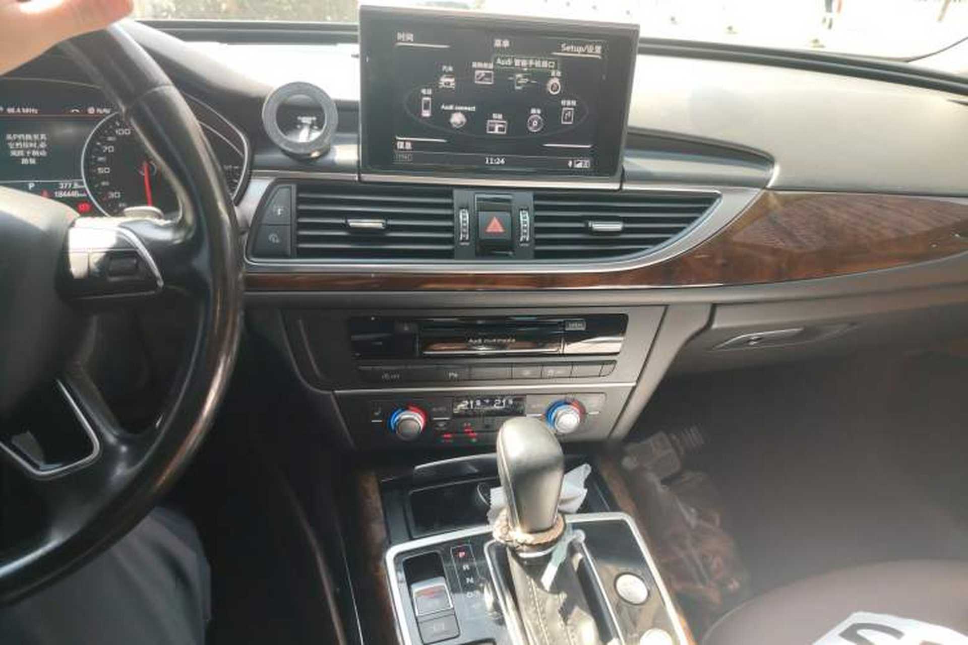 Used Audi A6L 2017 30 FSI Comfort Model Audio And AC Panel