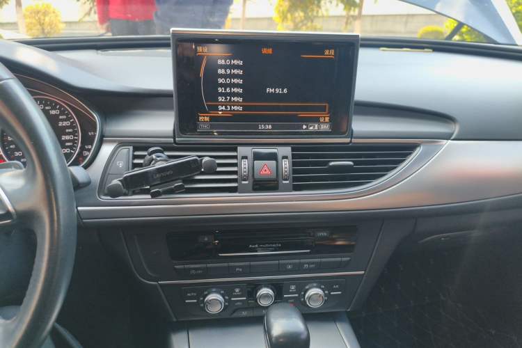 Used Audi A6L 2017 TFSI Technology Edition Audio And AC Panel
