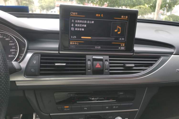 Used Audi A6L 2017 45 TFSI quattro Sport Edition Audio And AC Panel