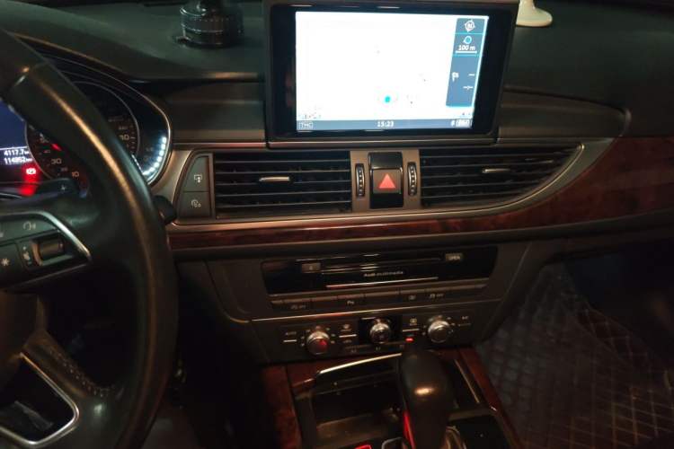 Used Audi A6L 2017 TFSI Technology Edition Audio And AC Panel