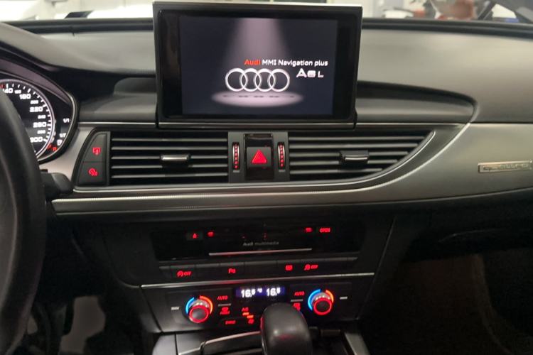Used Audi A6L 2017 45 TFSI quattro Sport Edition Audio And AC Panel