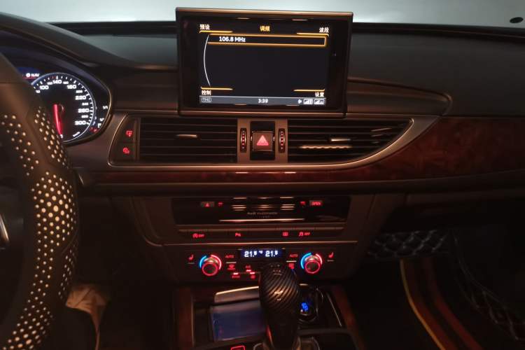 Used Audi A6L 2017 TFSI Comfort Model Audio And AC Panel