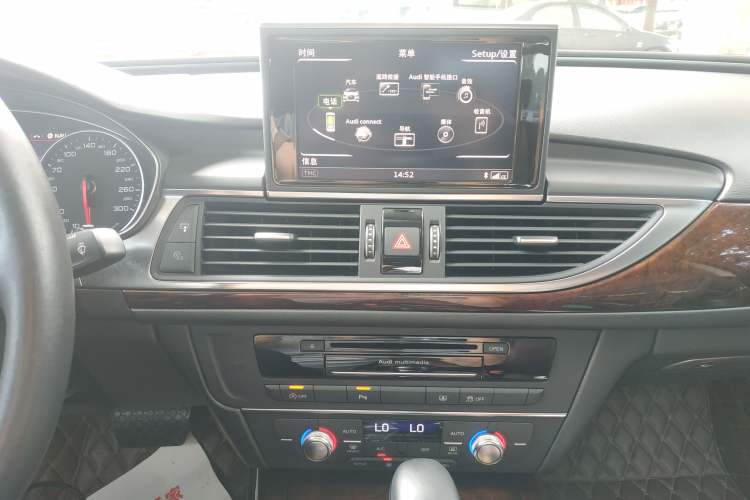 Used Audi A6L 2017 30 FSI Comfort Model Audio And AC Panel