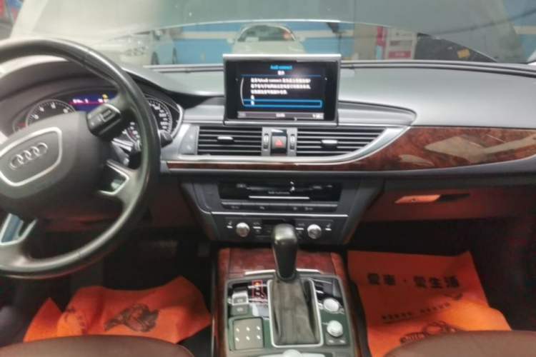 Used Audi A6L 2017 30 FSI Comfort Model Audio And AC Panel